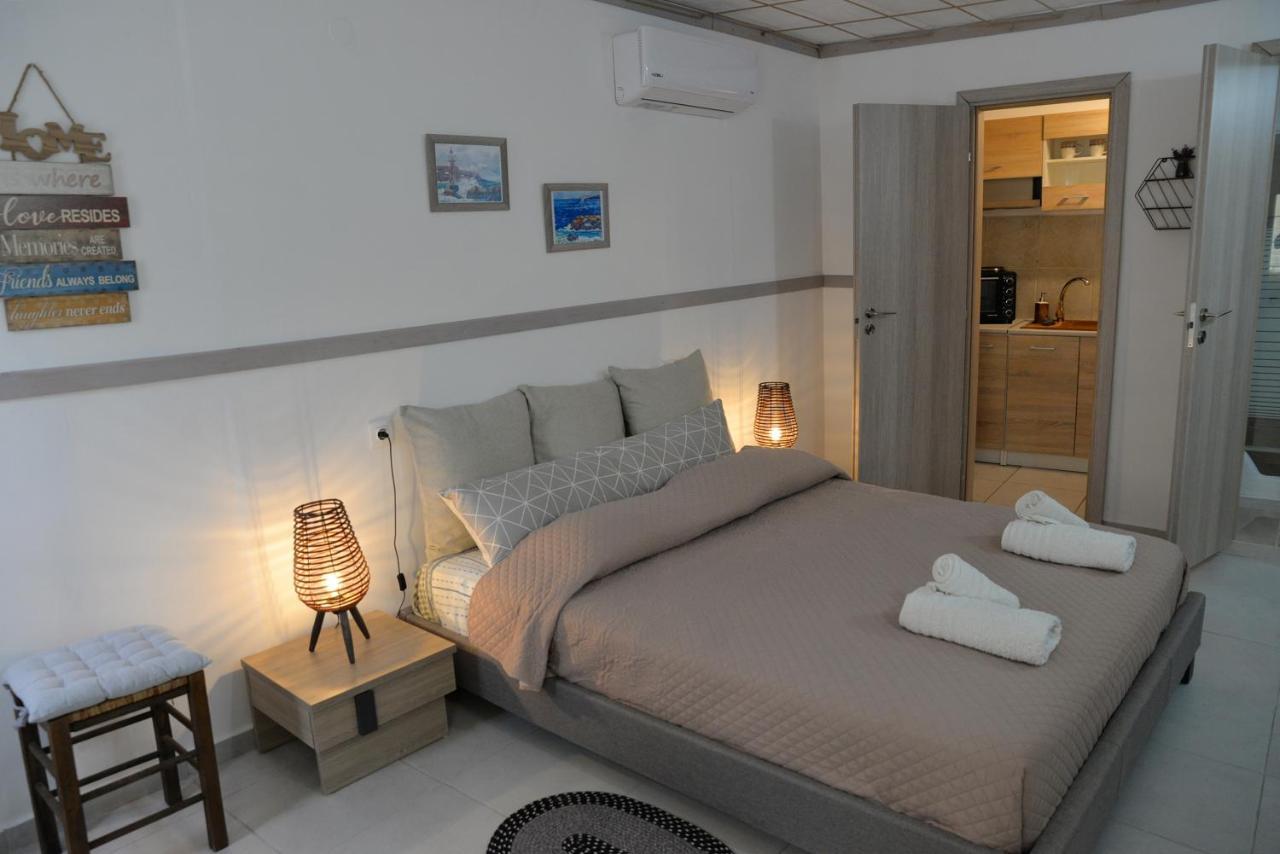 Ifigenia Apartments Ermoupoli Ngoại thất bức ảnh