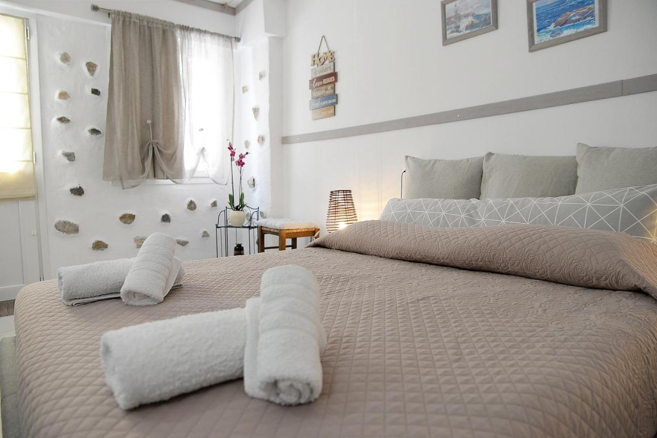 Ifigenia Apartments Ermoupoli Ngoại thất bức ảnh