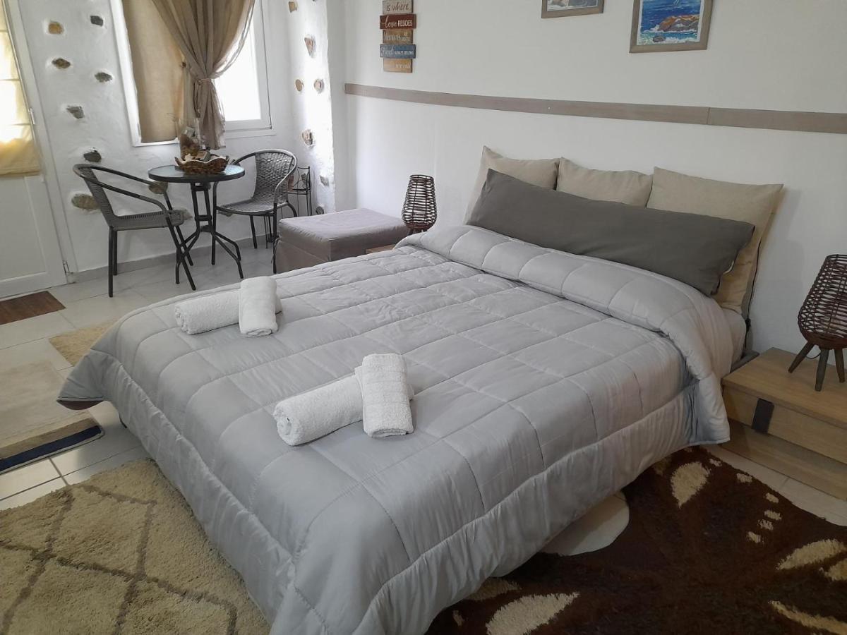Ifigenia Apartments Ermoupoli Ngoại thất bức ảnh
