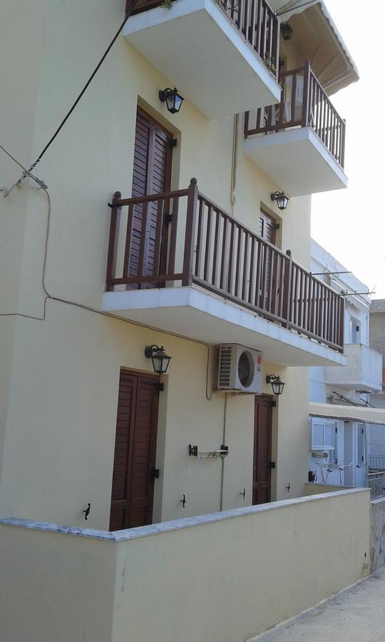 Ifigenia Apartments Ermoupoli Ngoại thất bức ảnh