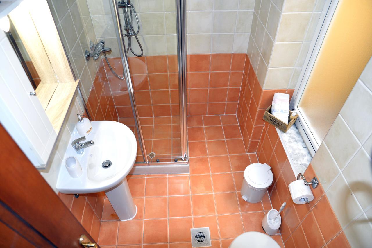 Ifigenia Apartments Ermoupoli Ngoại thất bức ảnh