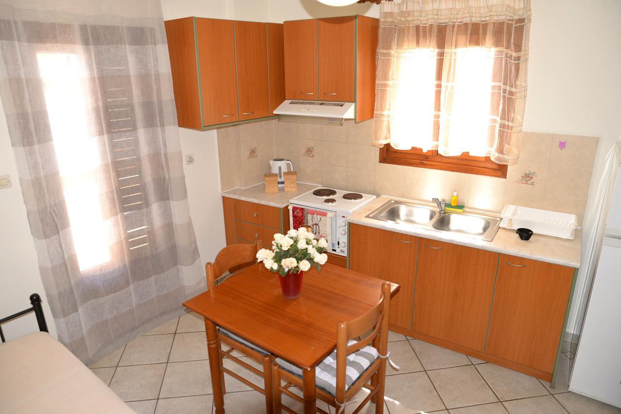 Ifigenia Apartments Ermoupoli Ngoại thất bức ảnh