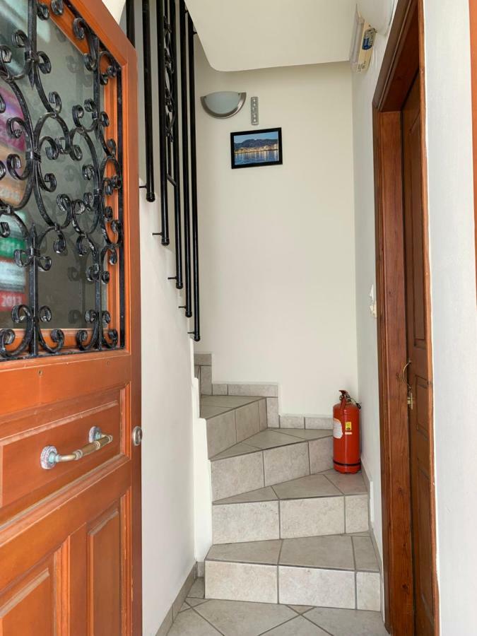 Ifigenia Apartments Ermoupoli Ngoại thất bức ảnh