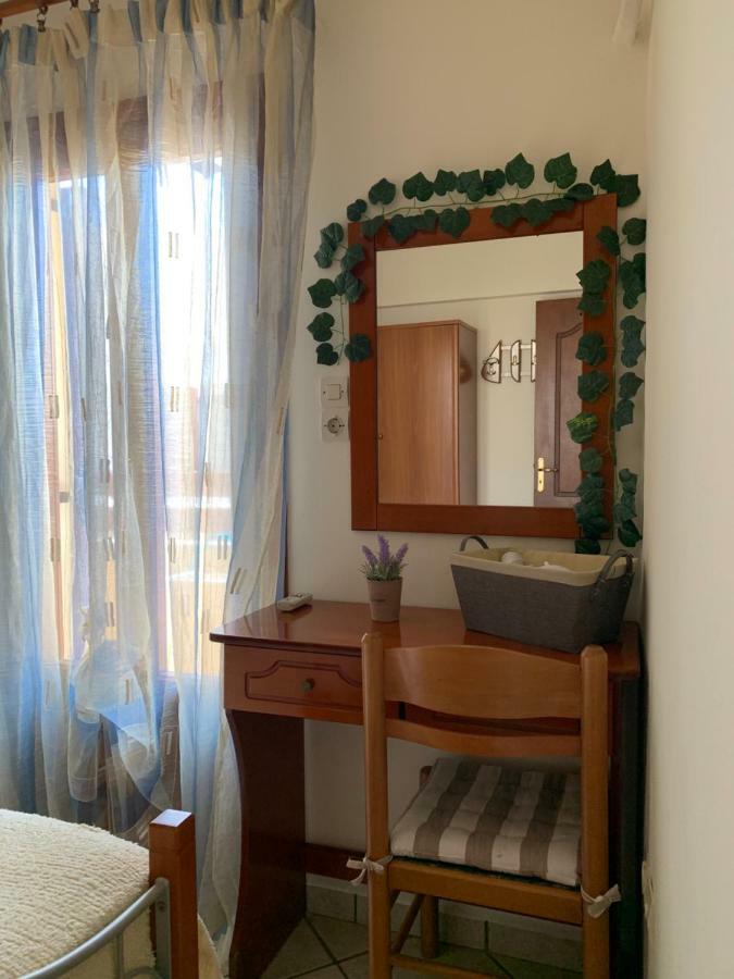 Ifigenia Apartments Ermoupoli Ngoại thất bức ảnh